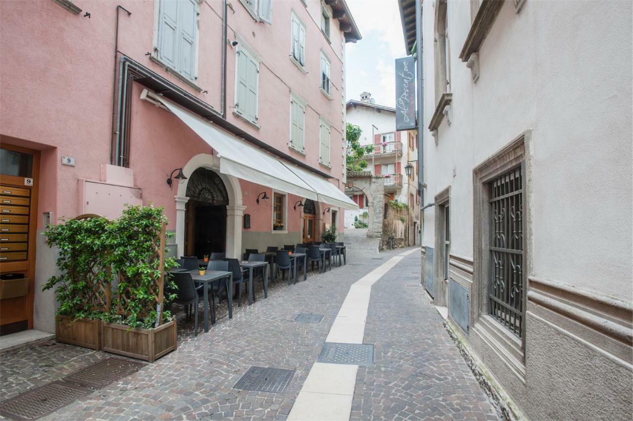 Апартаменти Residenza Picalof Torbole Sul Garda Екстер'єр фото
